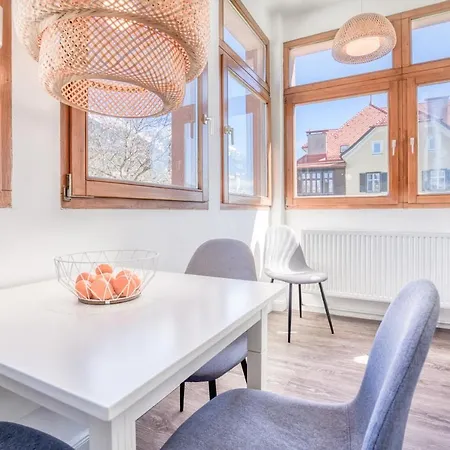 Innsbruckhomes At Botanical Garden 因斯布鲁克