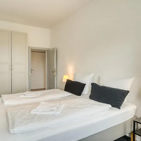 Innsbruckhomes At Botanical Garden 因斯布鲁克