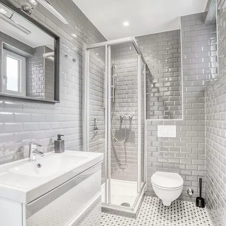 公寓 Innsbruckhomes At Botanical Garden