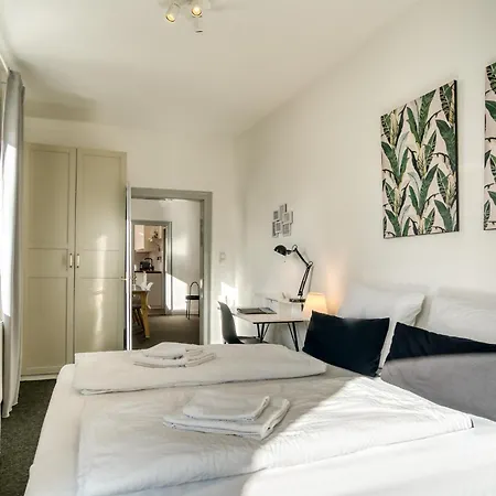 Innsbruckhomes At Botanical Garden *